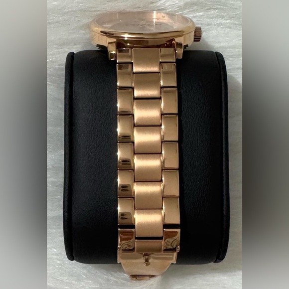 Coach Ladies Grand Quartz Bracelet Watch Rose Gold Steel 36mm 6.25” Wrist EUC - Picture 12 of 15